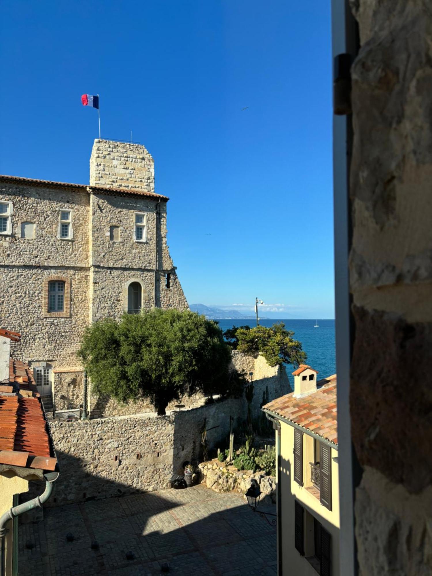 La Pablita, Vieil Antibes, Remparts Apartment Ngoại thất bức ảnh
